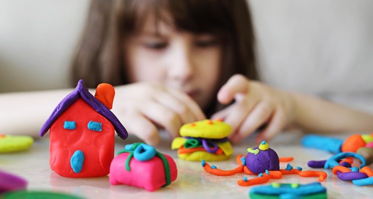 Mokomieji ir lavinamieji žaislai vaikams: kodėl būtina juos pasirinkti