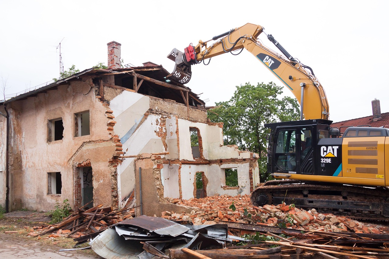 Nešančiųjų sienų griovimas – iššūkiai ir sprendimai renovacijoje